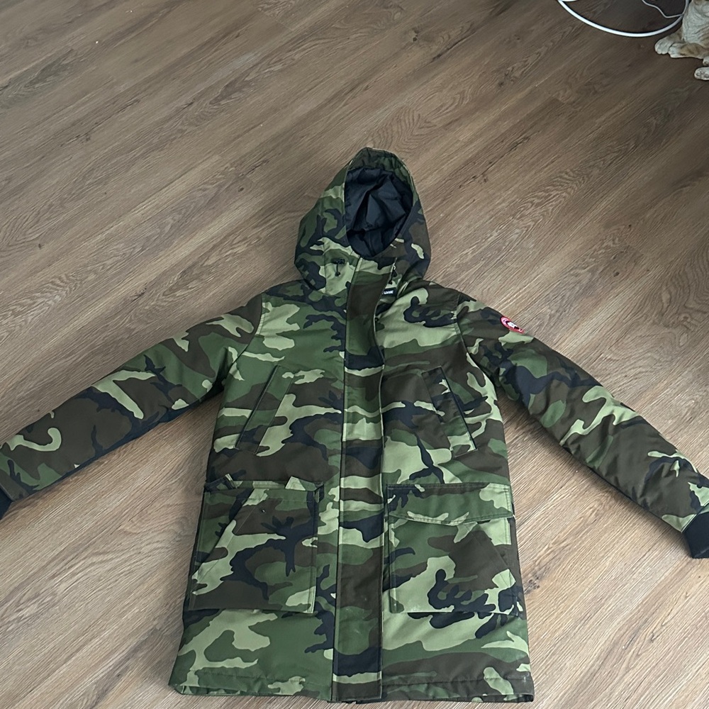 Canada Goose Camouflage Puffer Jacket